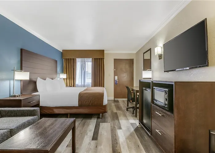 Western Innsuites Tucson Foothills &