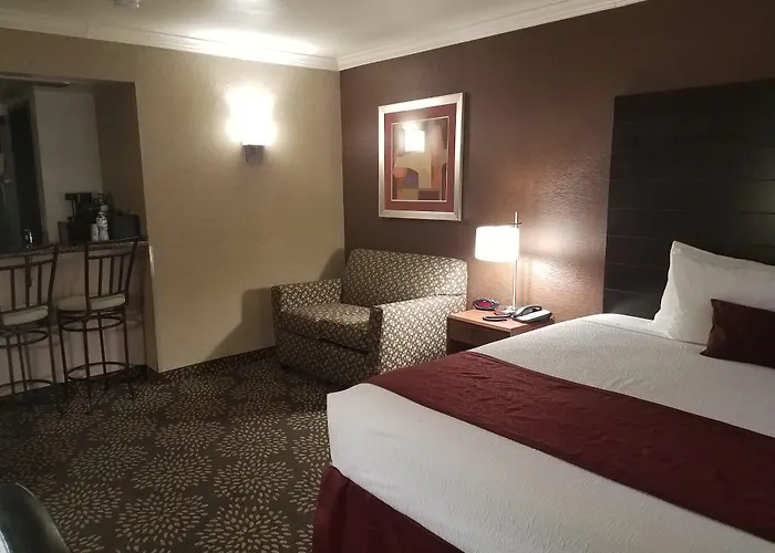 Western Innsuites Tucson Foothills & Hotel