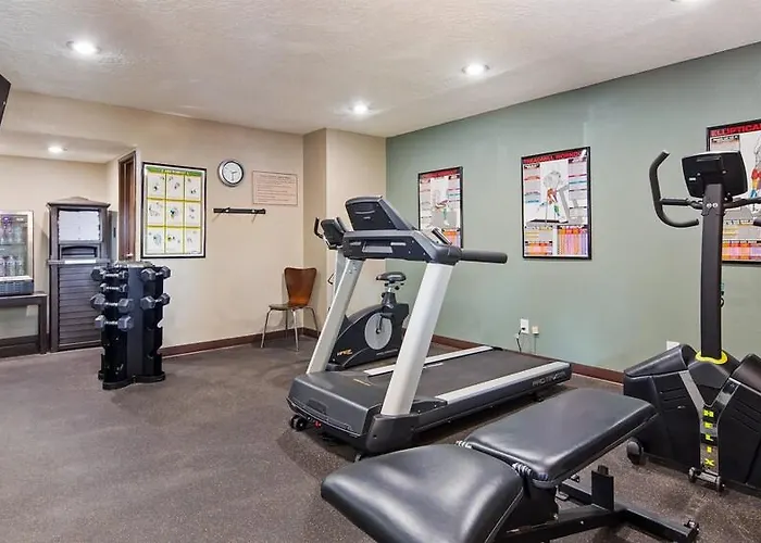 Western Innsuites Tucson Foothills & Hotel Casas Adobes