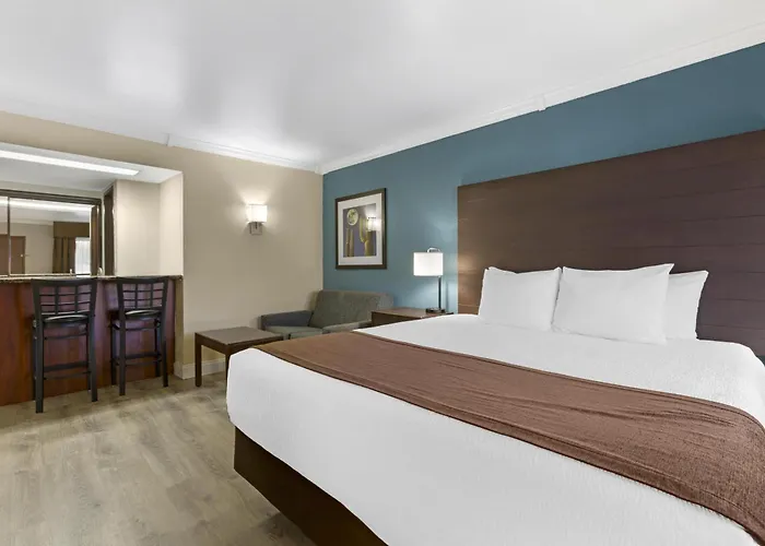 Western Innsuites Tucson Foothills & Hotel Casas Adobes