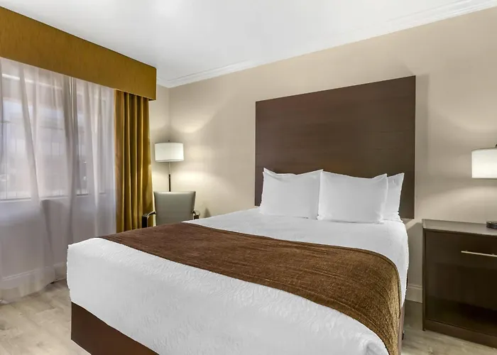 Western Innsuites Tucson Foothills & 3* Casas Adobes