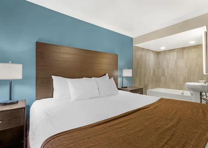Western Innsuites Tucson Foothills & 3*