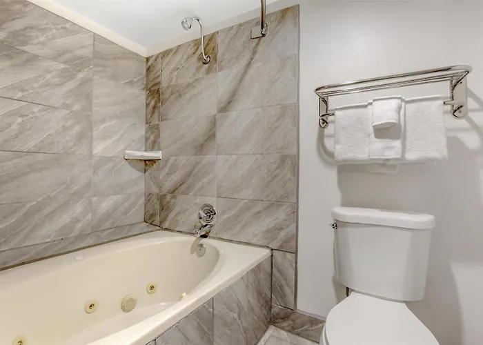 Western Innsuites Tucson Foothills & Hotel
