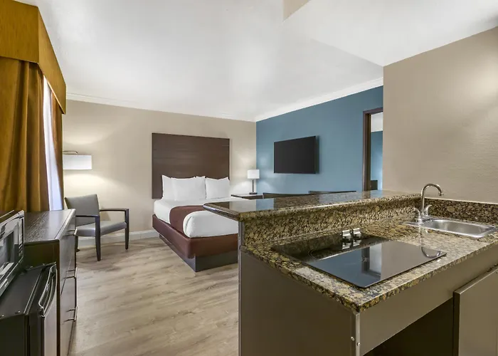 Western Innsuites Tucson Foothills & Hotel Casas Adobes
