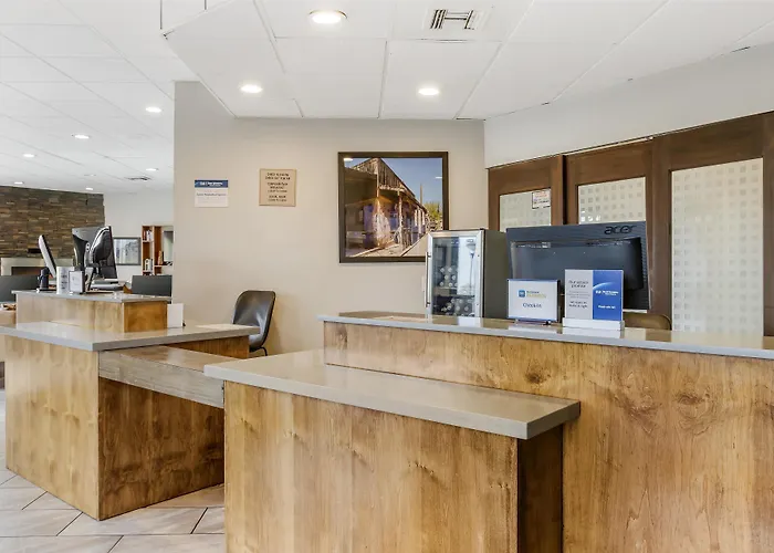 Western Innsuites Tucson Foothills & Hotel