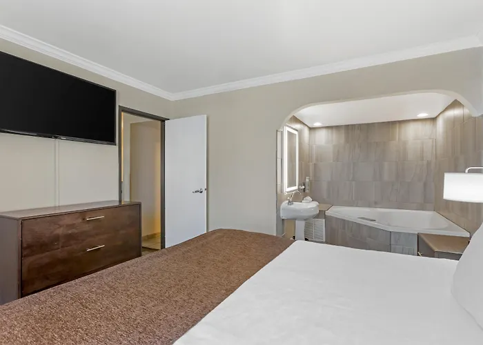 Western Innsuites Tucson Foothills & Hotel 3*